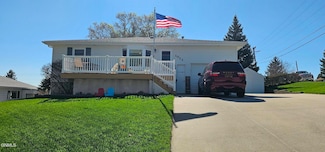 1013 5th Ave NW, Mandan, ND 58554