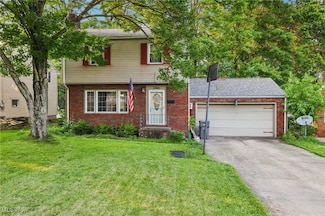 2992 Eldora Dr, Youngstown, OH 44511