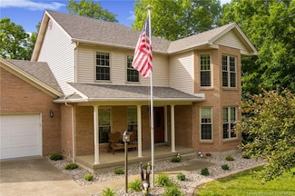217 Slate Run Dr, Henryville, IN 47126