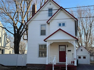 10 Hamilton St, Potsdam, NY 13676