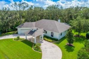 2105 Winding Creek Ln, Fort Pierce, FL 34981