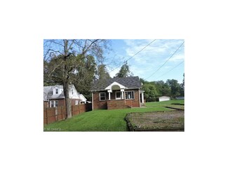 890 Standard Ave, Masury, OH 44438