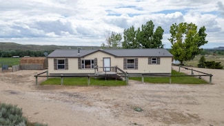 3906 Lane 31, Shell, WY 82441