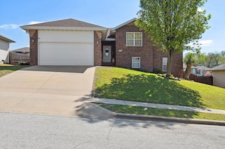 1424 S Nitro Dr, Ozark, MO 65721
