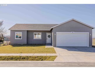 225 Rosalynn Dr, Stanfield, OR 97875