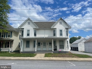 17 Cumberland Ave, Shippensburg, PA 17257