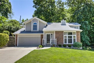 4501 NW Apache Dr, Riverside, MO 64150