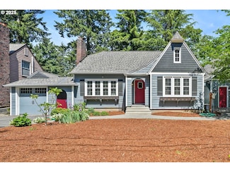 9725 NE Shaver St, Portland, OR 97220
