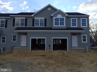 56 Shire Ct, Somerdale, NJ 08083