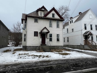 9 Clover St, Rutland, VT 05701