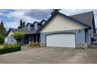 14304 SE Rupert Dr, Milwaukie, OR 97267