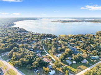 24450 NE 127th St, Fort Mc Coy, FL 32134