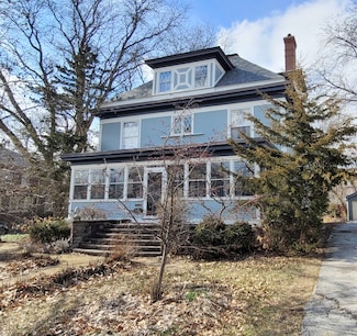 926 Sterling Ave, Flossmoor, IL 60422