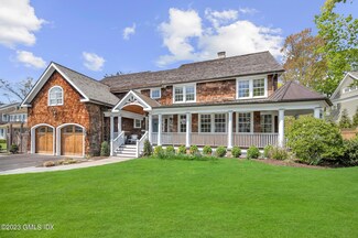 3 Shore Acre Dr, Old Greenwich, CT 06870