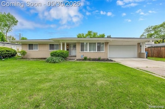 11030 Olive St, Warren, MI 48093