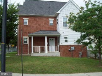 3155 High St, Camden, NJ 08105