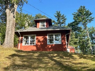 51 Sanford Rd, Alfred, ME 04002
