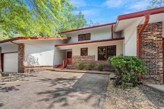 3 Lance Ln, Bella Vista, AR 72715