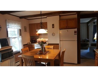 82 5th Ave, Haverhill, MA 01830