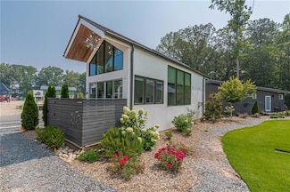 350 High St, Fayetteville, GA 30214