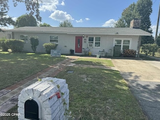 1418 Iowa Ave, Lynn Haven, FL 32444
