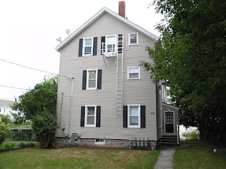 674 King Philip St, Fall River, MA 02724