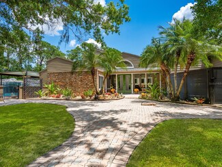 6301 S Gator Creek Blvd, Sarasota, FL 34241