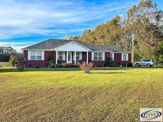880 Taylor Cemetery Rd, Buena Vista, TN 38318