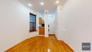 214 E 10th St Unit 4, New York, NY 10003