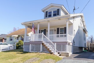 39 Fullerton St, Albany, NY 12209