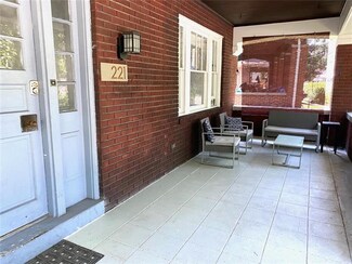 221 Marshall Ave, Pittsburgh, PA 15214
