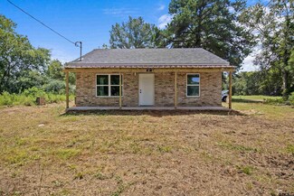 512 S Front St, Troup, TX 75789