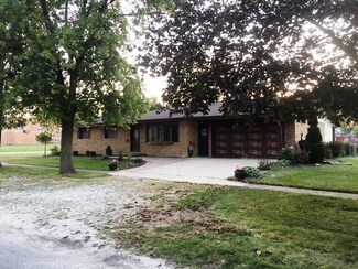 280 3rd St, Clifton, IL 60927