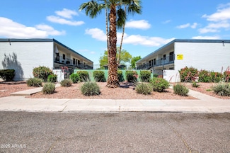 1942 W Berridge Ln, Phoenix, AZ 85015
