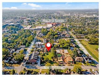 405 NW 5th St, Bentonville, AR 72712