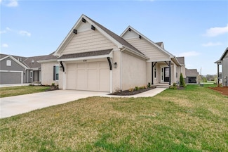 8266 Aurora St, Lenexa, KS 66220