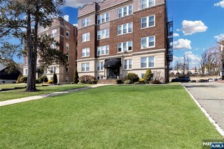 16 Forest St Unit C6101, Montclair, NJ 07042