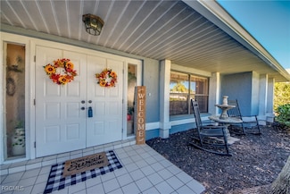 6419 Ben Hogan Cir, North Fort Myers, FL 33917