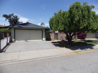 1505 N 1st St, Salinas, CA 93906