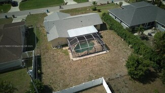 915 SE 20th St, Cape Coral, FL 33990