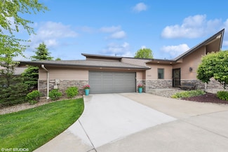 3020 W Palmer Ave, La Porte, IN 46350