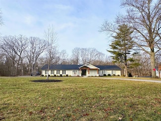 31 Crown Manor Dr, Chesterfield, MO 63005