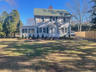 12 Summit Blvd, Westhampton, NY 11977