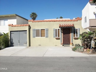 141 Burbank Ave, Oxnard, CA 93035