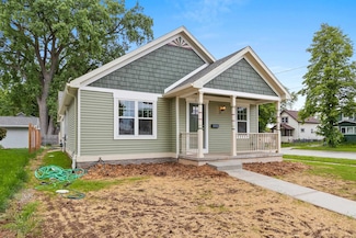 929 N Broadway, Green Bay, WI 54303