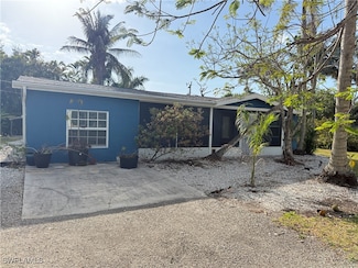 10899 Russell Rd, Bokeelia, FL 33922