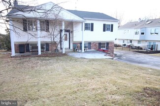 2820 Village Green Ln, Norristown, PA 19403