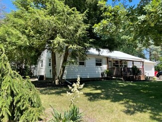 1308 Paula Dr, Champaign, IL 61821