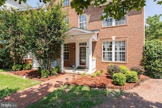 13765 Fleet St, Woodbridge, VA 22191