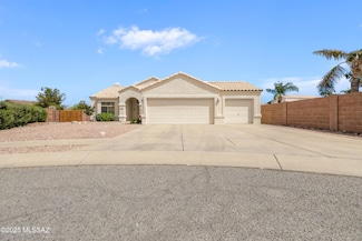 9429 N Elan Ln, Tucson, AZ 85742